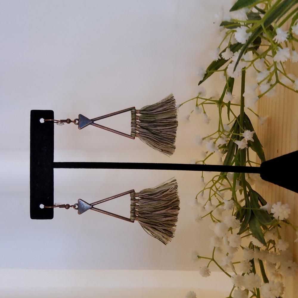 Vintage Style Tassel Earrings - Picture 4 of 5